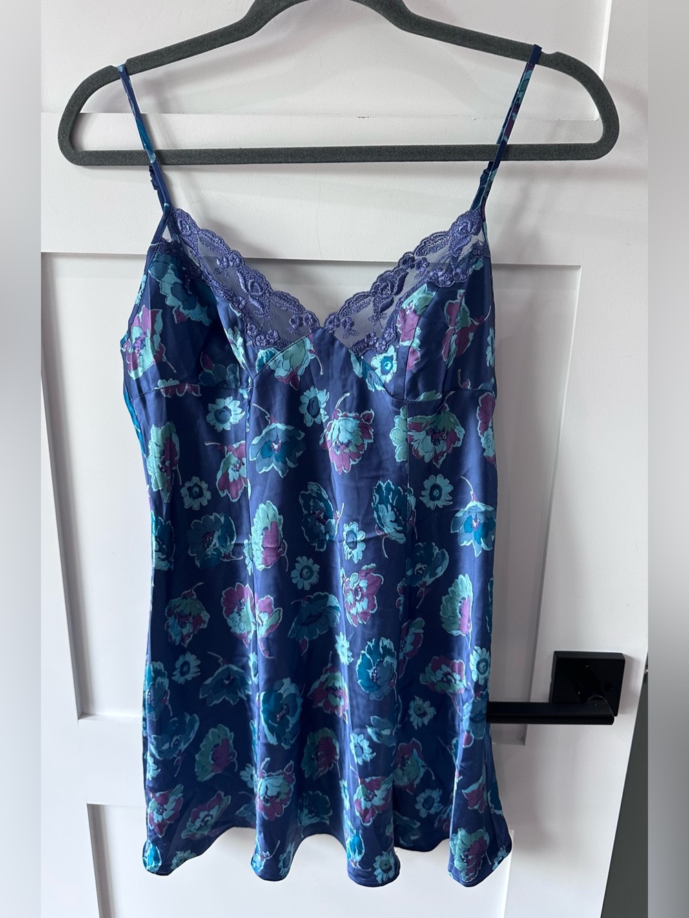 Vintage Victoria’s Secret Nightie Womens Blue Floral Lace Nightgown Chemise M